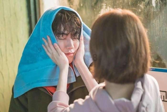 AIGC龙纪元!七彩虹发布龙年限定板卡「甲辰智龙」